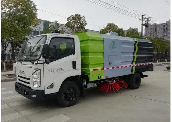 江铃道路清扫车